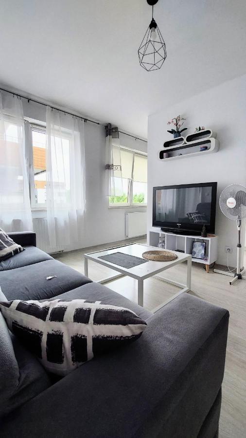 Apartament Black&White Ряшів Екстер'єр фото